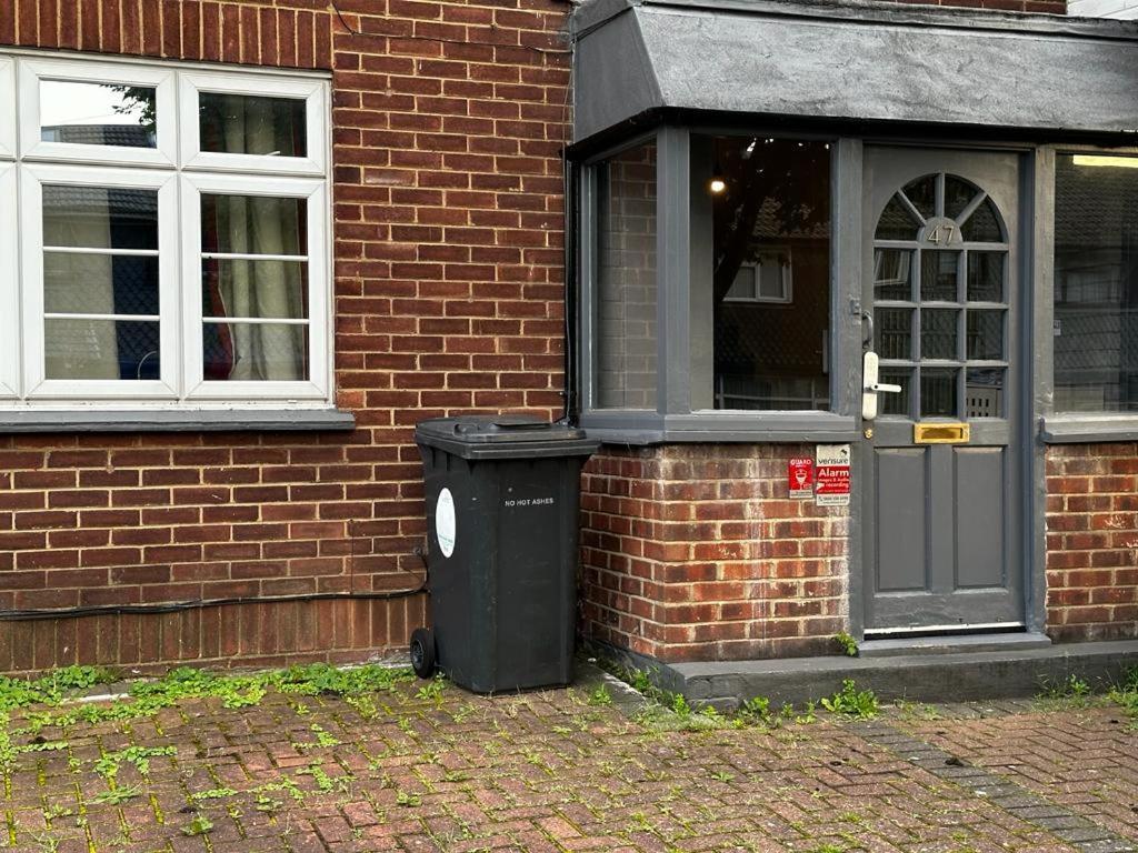 London Comfy Doubles Londres Exterior foto